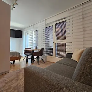  Apartment High Class - Design - Favorite Place - Full Equipment - Public Transport Deutschland